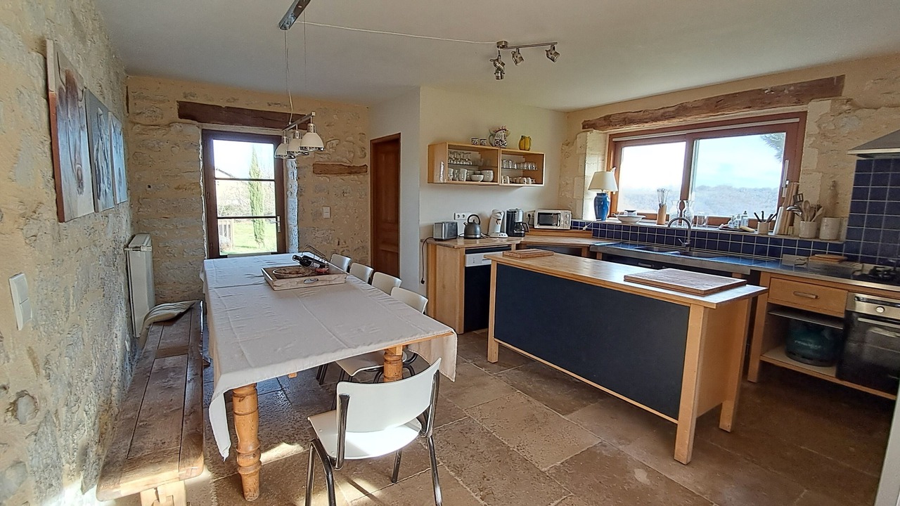 Photo of Kitchen in Laval