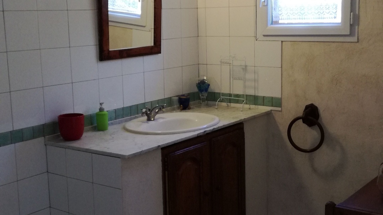 Photo of Bathroom in Mazaugues