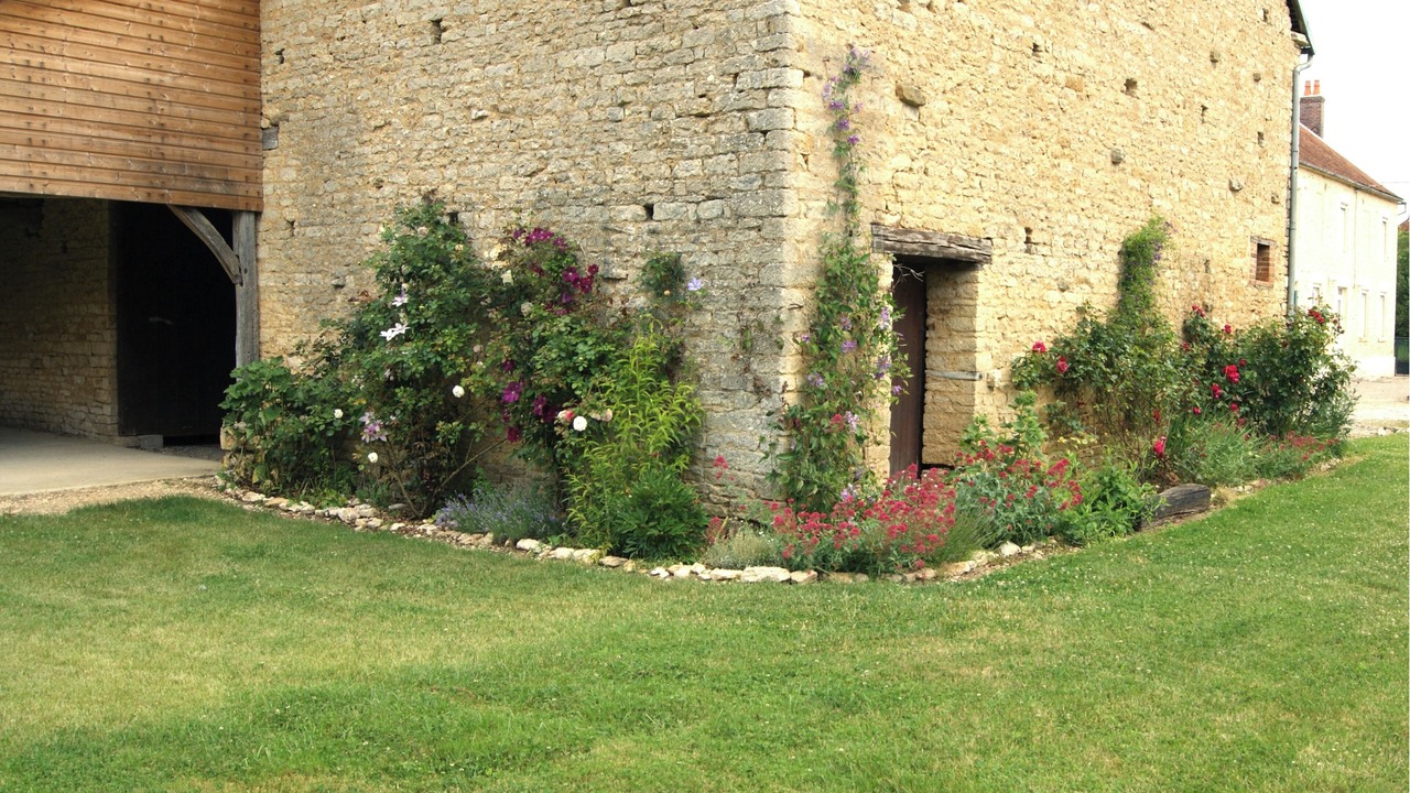 Photo of Outdoor in Thieffrain