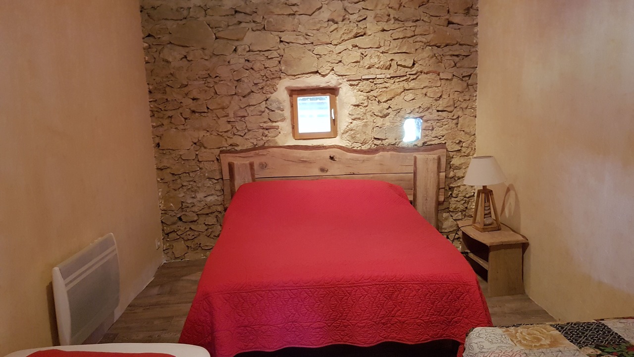 Photo of Bedroom in Lupiac