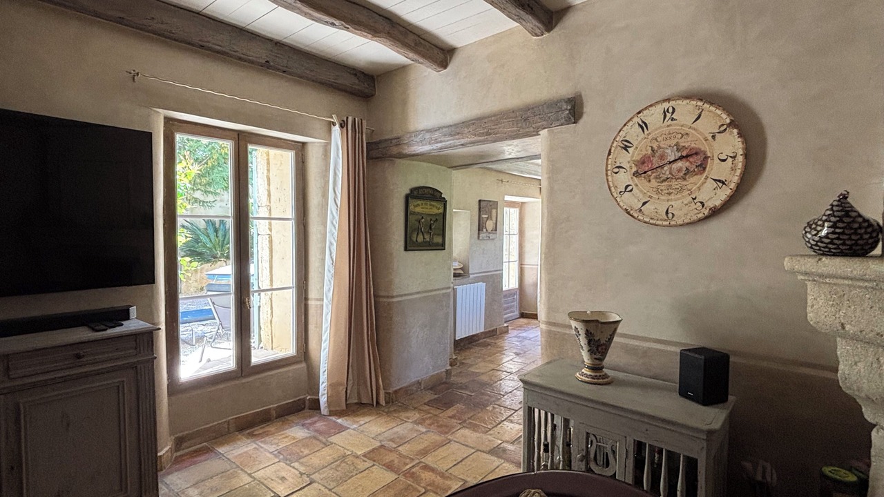 Photo of Livingroom in Belvezet