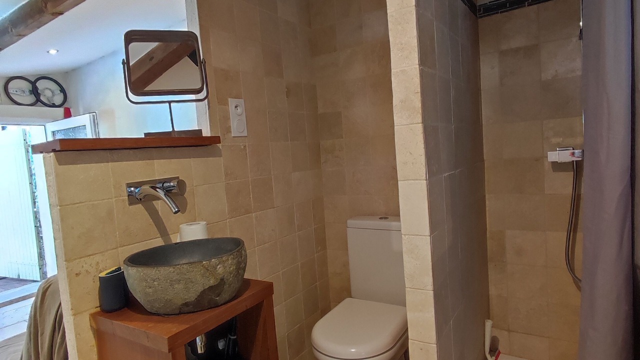 Photo of Bathroom in Cuers