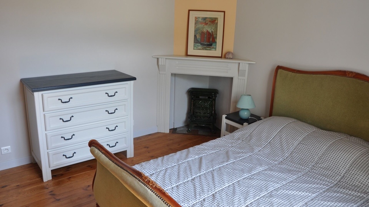 Photo of Bedroom in Tredrez-Locquemeau