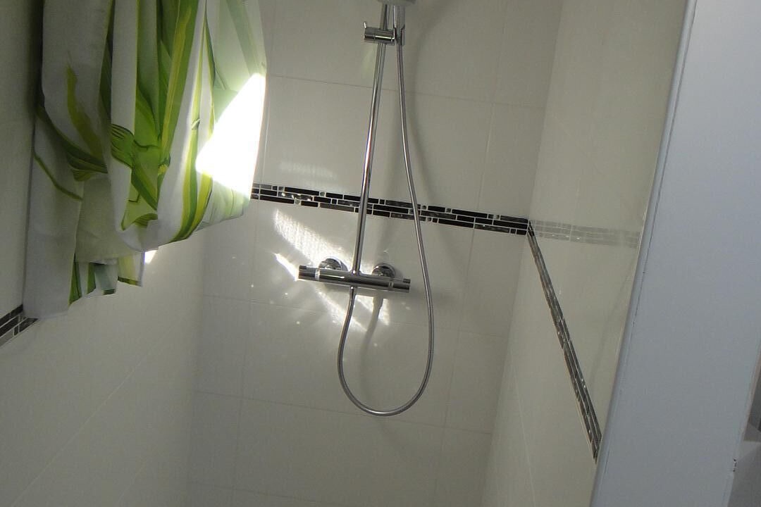 Photo of Bathroom in Langatte