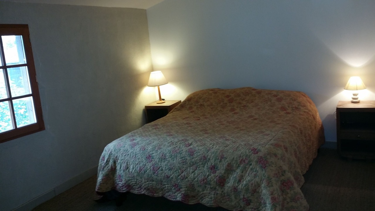 Photo of Bedroom in Droyes