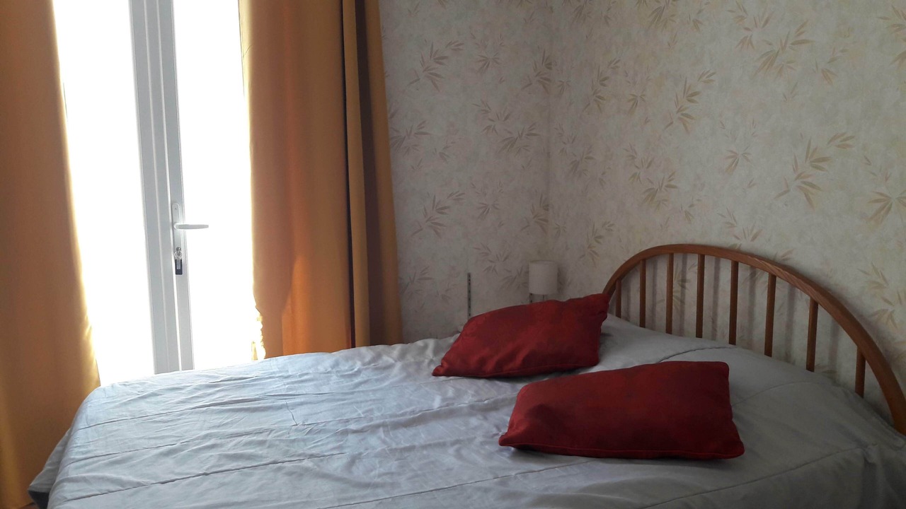 Photo of Bedroom in Six-Fours-les-Plages
