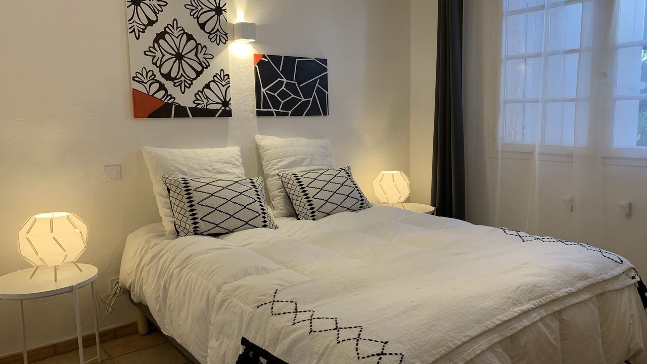 Photo of Bedroom in Hyeres