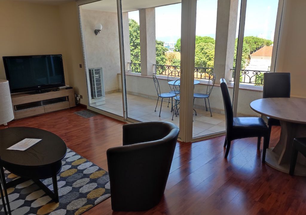 Photo of Livingroom in Antibes City Centre