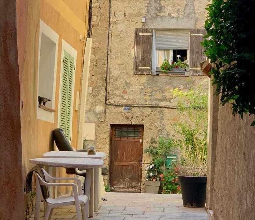 Photo of Outdoor in Montferrat