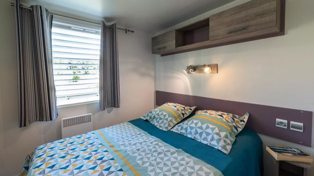 Photo of Bedroom in Plougasnou