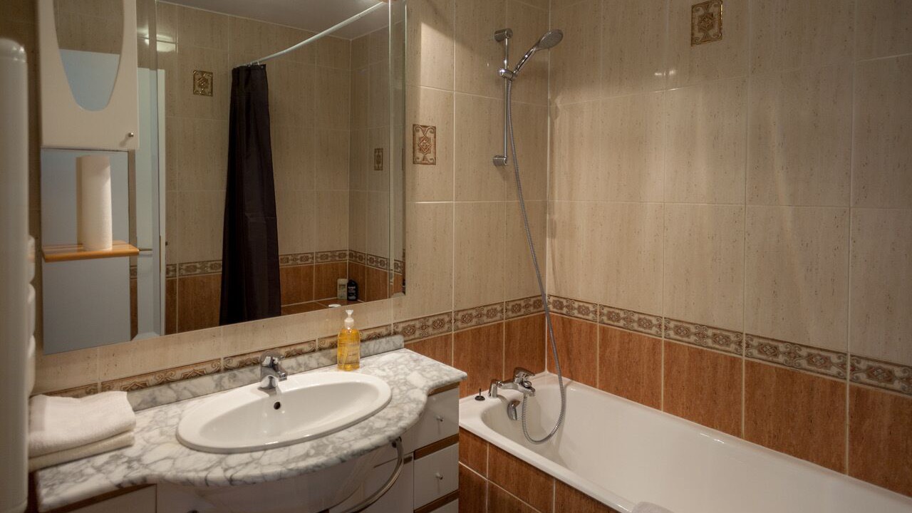 Photo of Bathroom in Saint Nicolas - Charles III - Ville vieille - Trois Maisons - Leopold