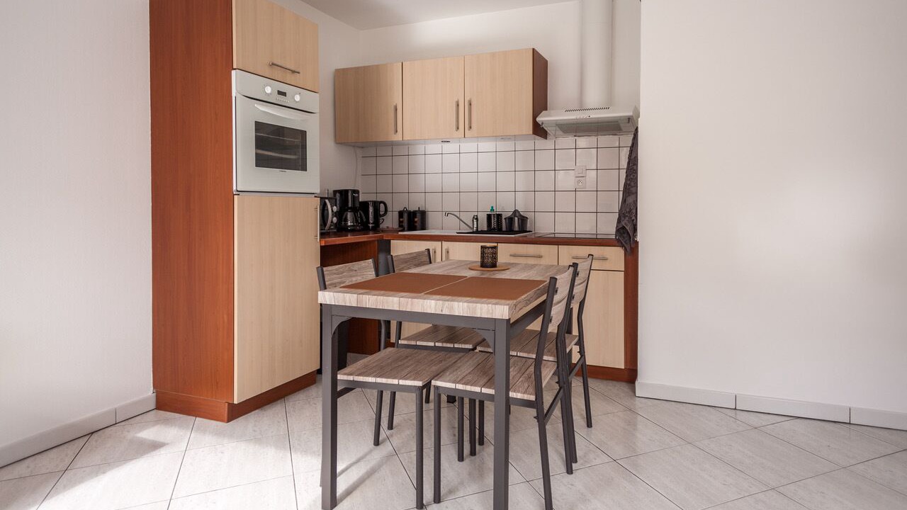 Photo of Kitchen in Saint Nicolas - Charles III - Ville vieille - Trois Maisons - Leopold