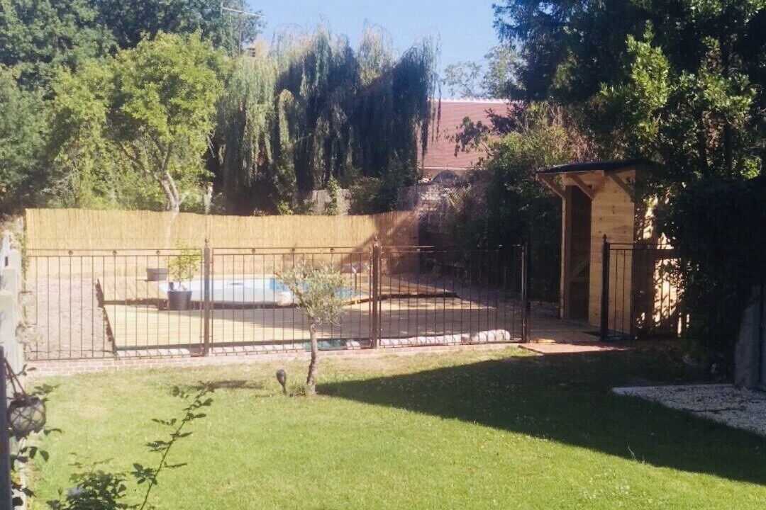 Photo of Outdoor in Billy