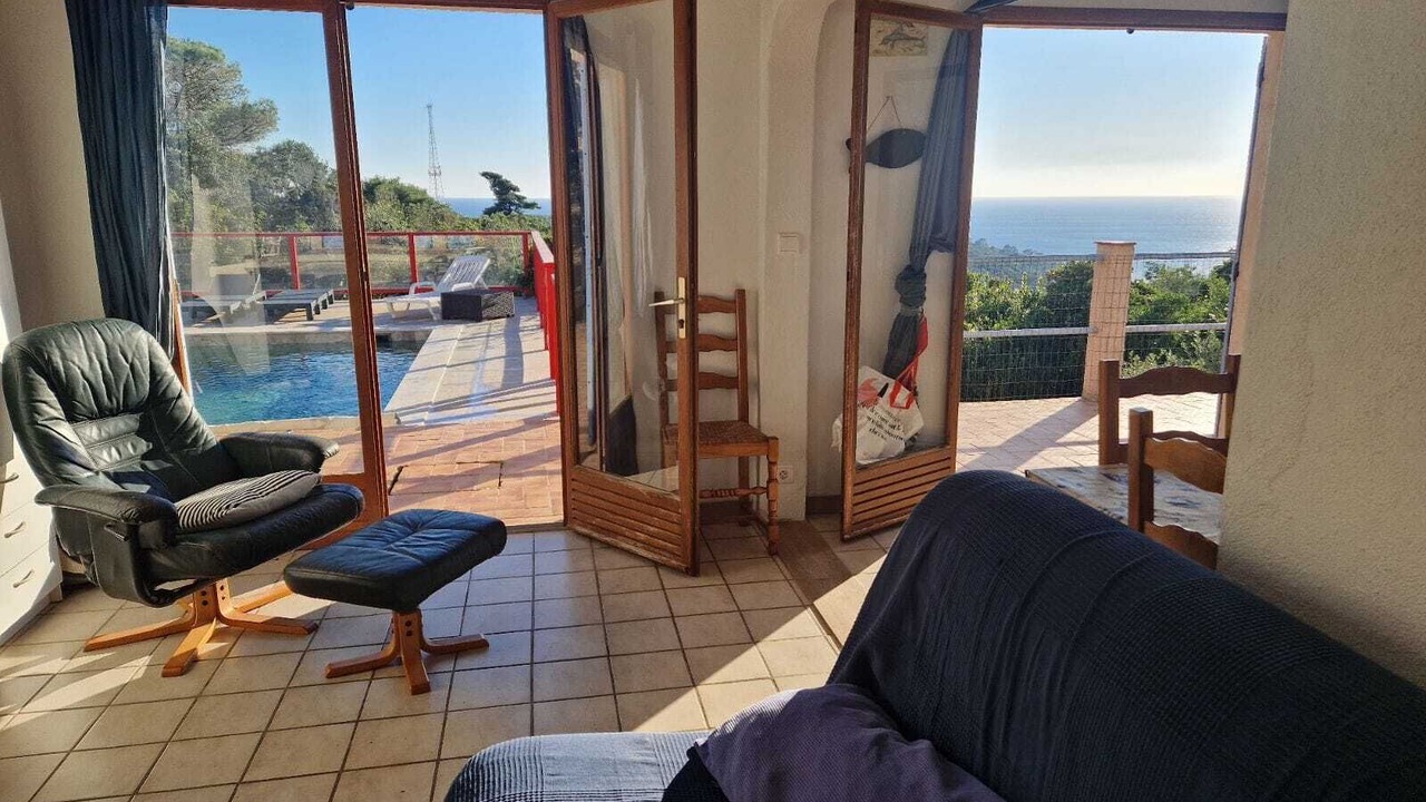 Photo of Livingroom in Ile du Levant