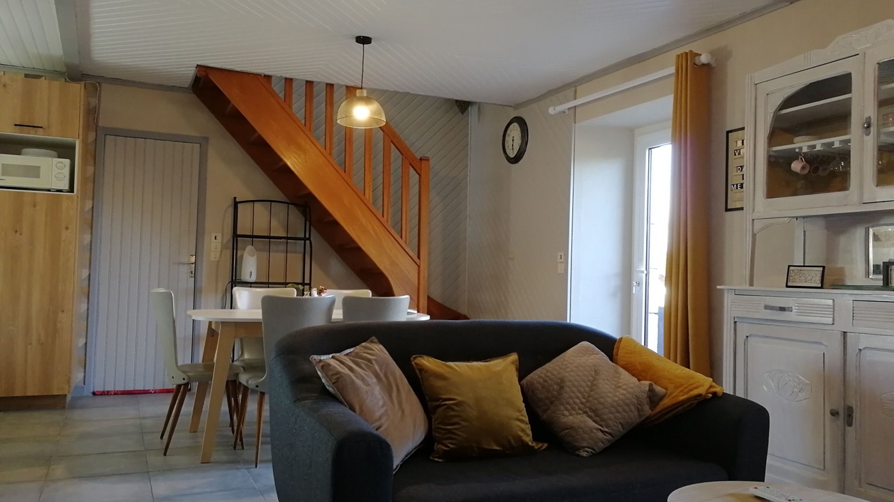 Photo of Livingroom in Frehel