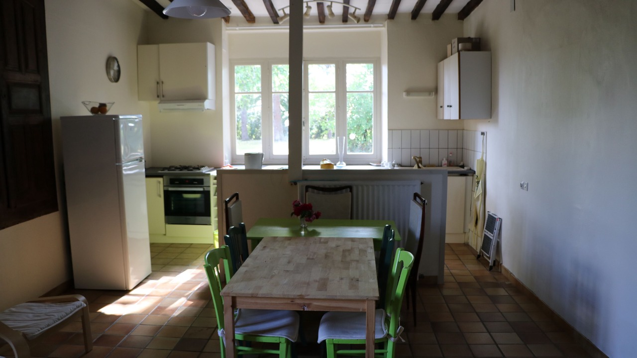 Photo of Others in Courties
