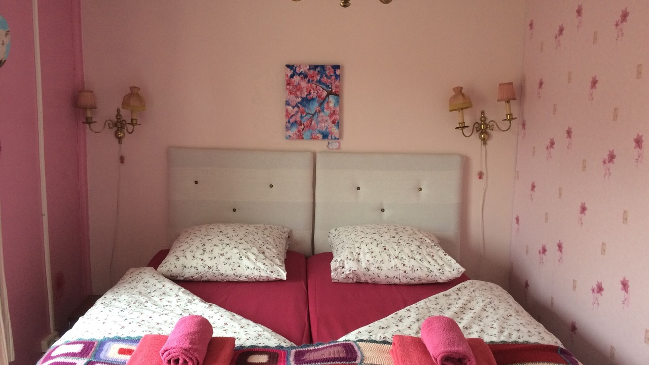 Photo of Bedroom in Lamorville