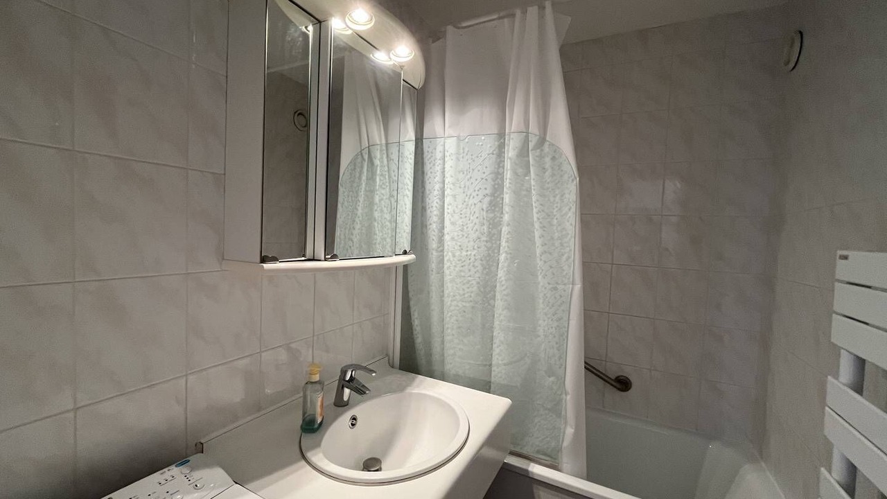 Photo of Bathroom in La Faviere