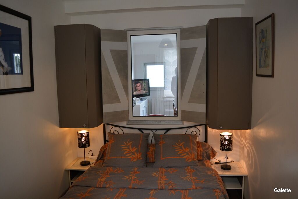 Photo of Bedroom in Tredrez-Locquemeau