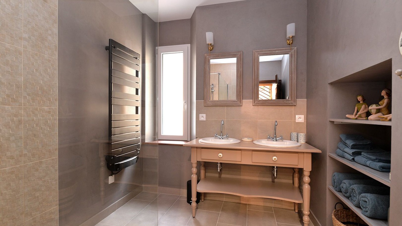 Photo of Bathroom in Liepvre
