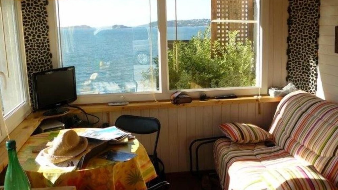 Photo of Livingroom in Tredrez-Locquemeau