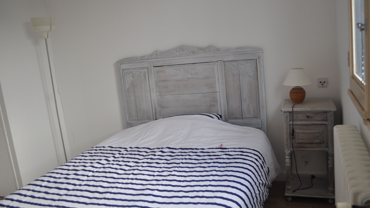 Photo of Bedroom in Saint-Lunaire