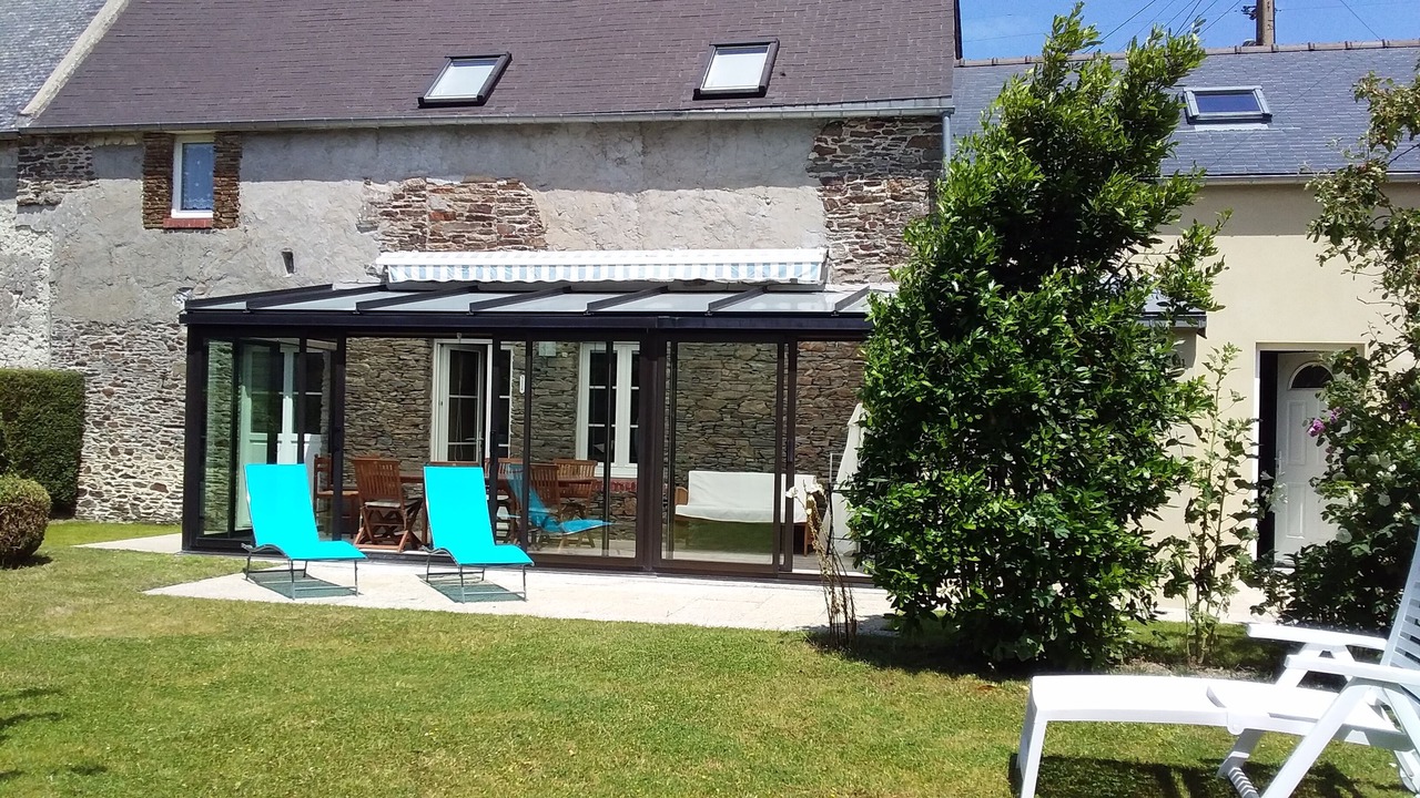 Photo of Patio Balcony in Saint-Benoit-des-Ondes