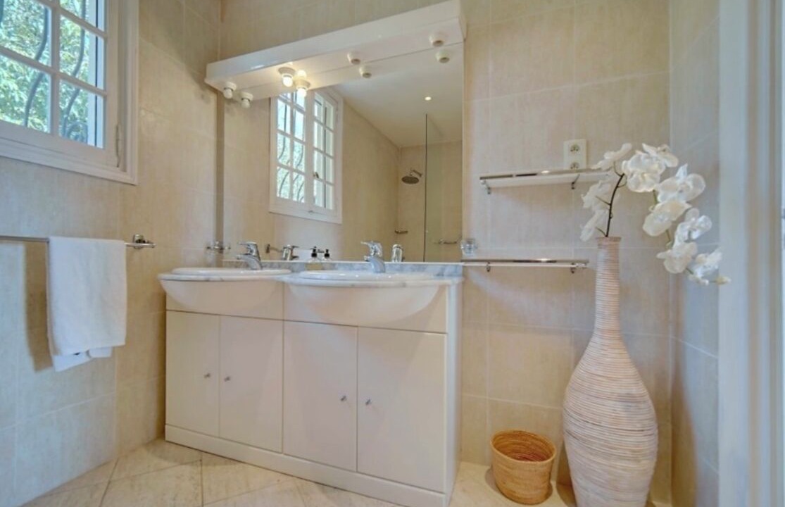 Photo of Bathroom in Grasse