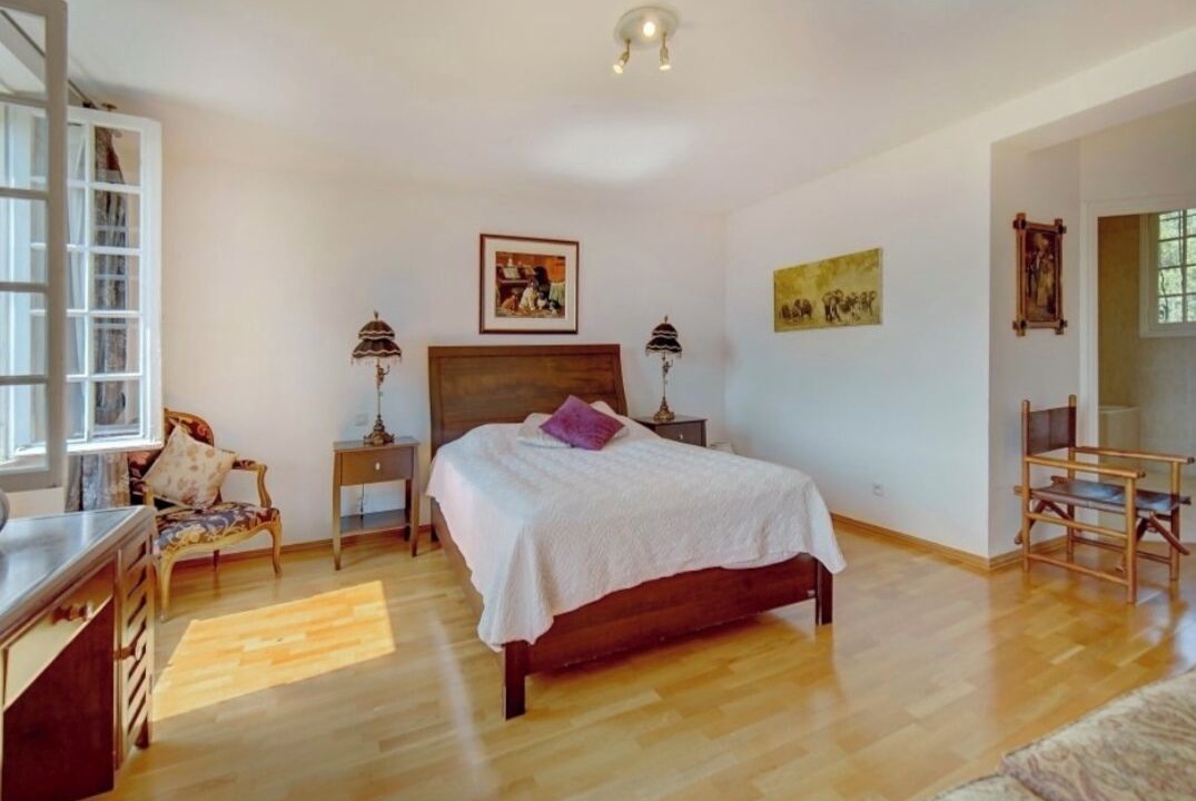 Photo of Bedroom in Grasse