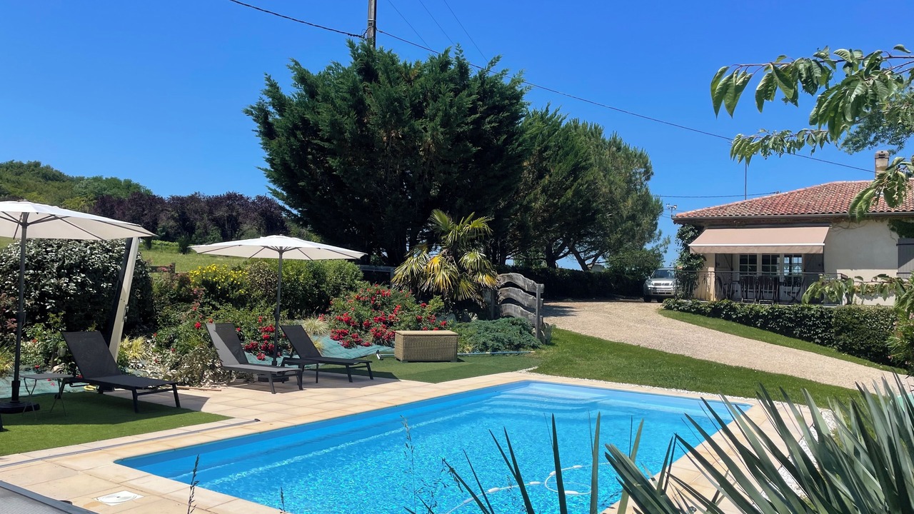 Photo of Outdoor in Bascous