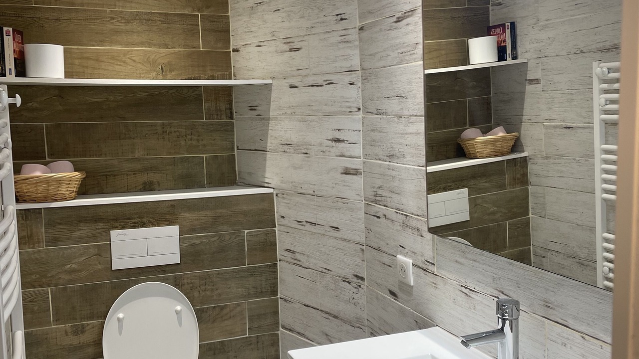 Photo of Bathroom in Cassis
