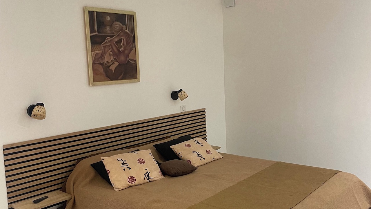 Photo of Bedroom in Cassis