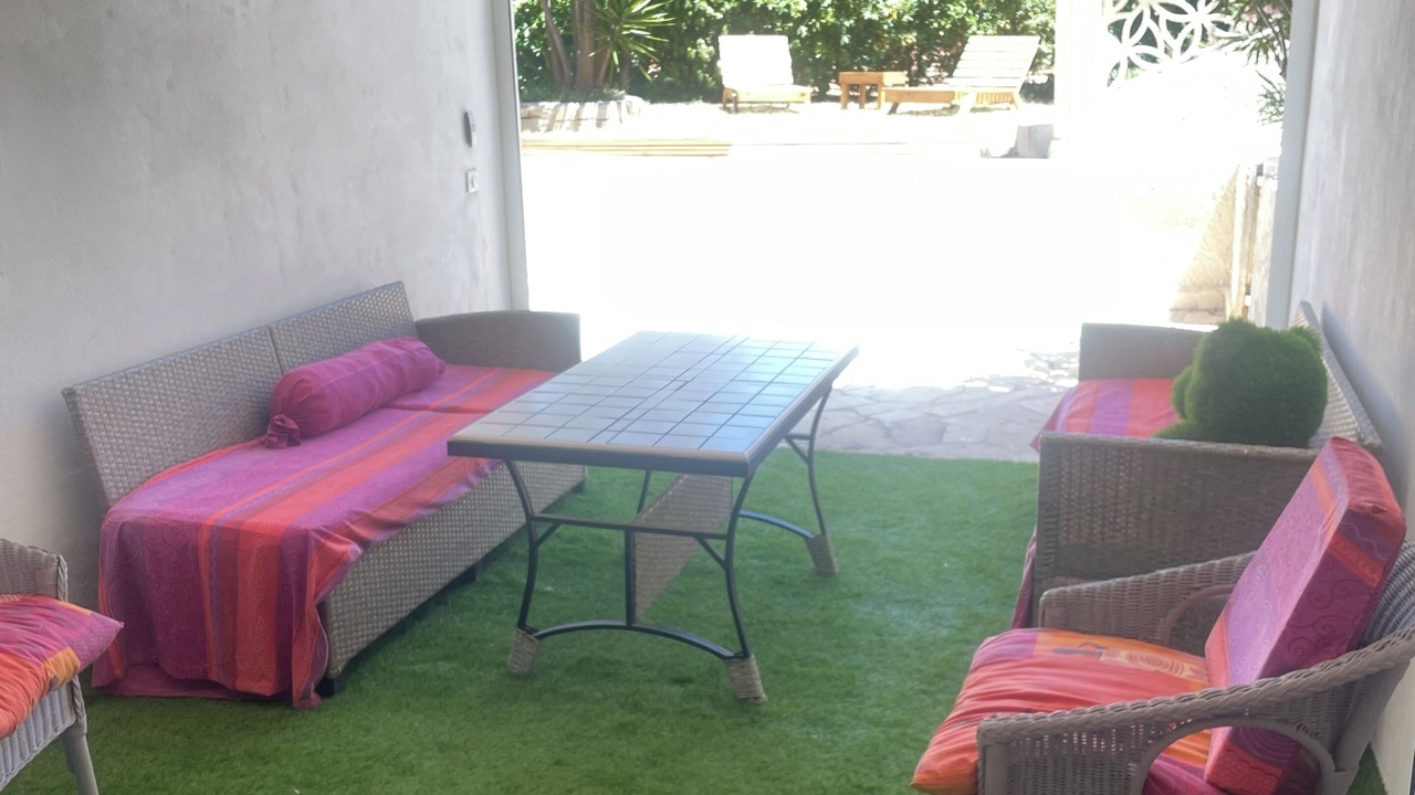 Photo of Patio Balcony in Cassis