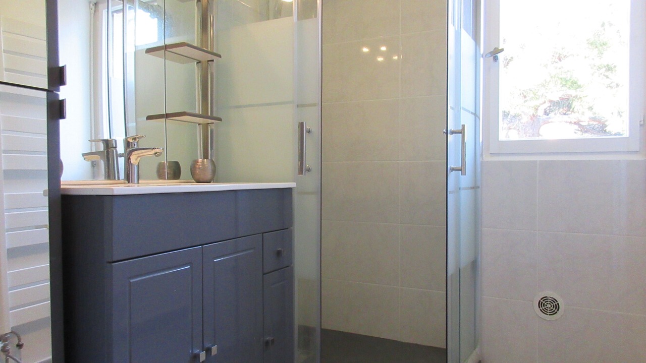 Photo of Bathroom in Bandol