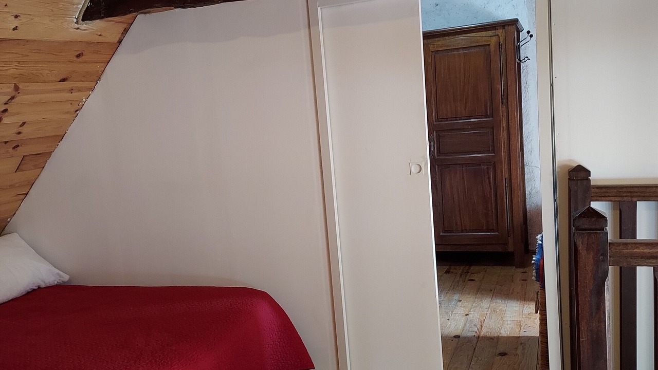 Photo of Bedroom in Eup
