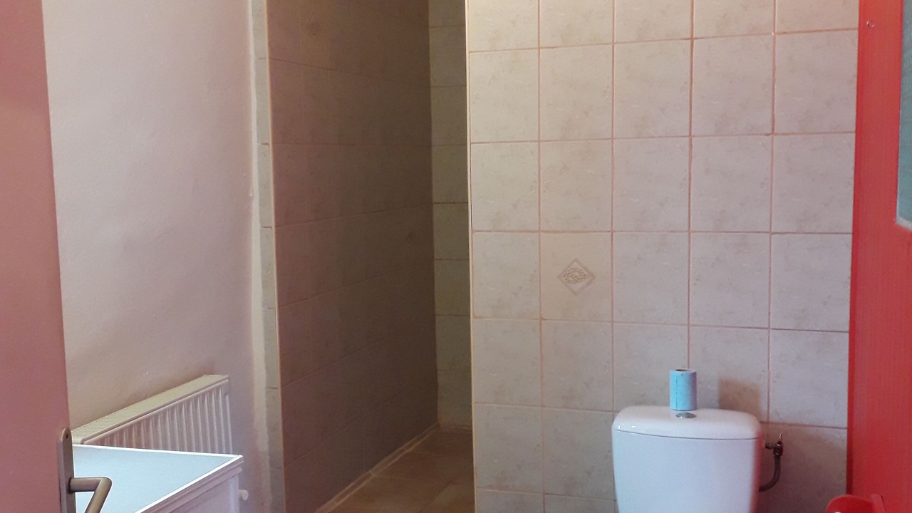 Photo of Bathroom in Belle-Isle-en-Terre