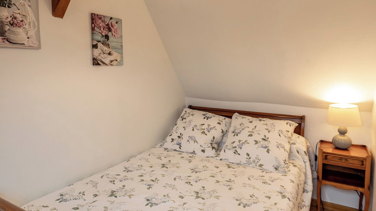 Photo of Bedroom in Saint-Geyrac