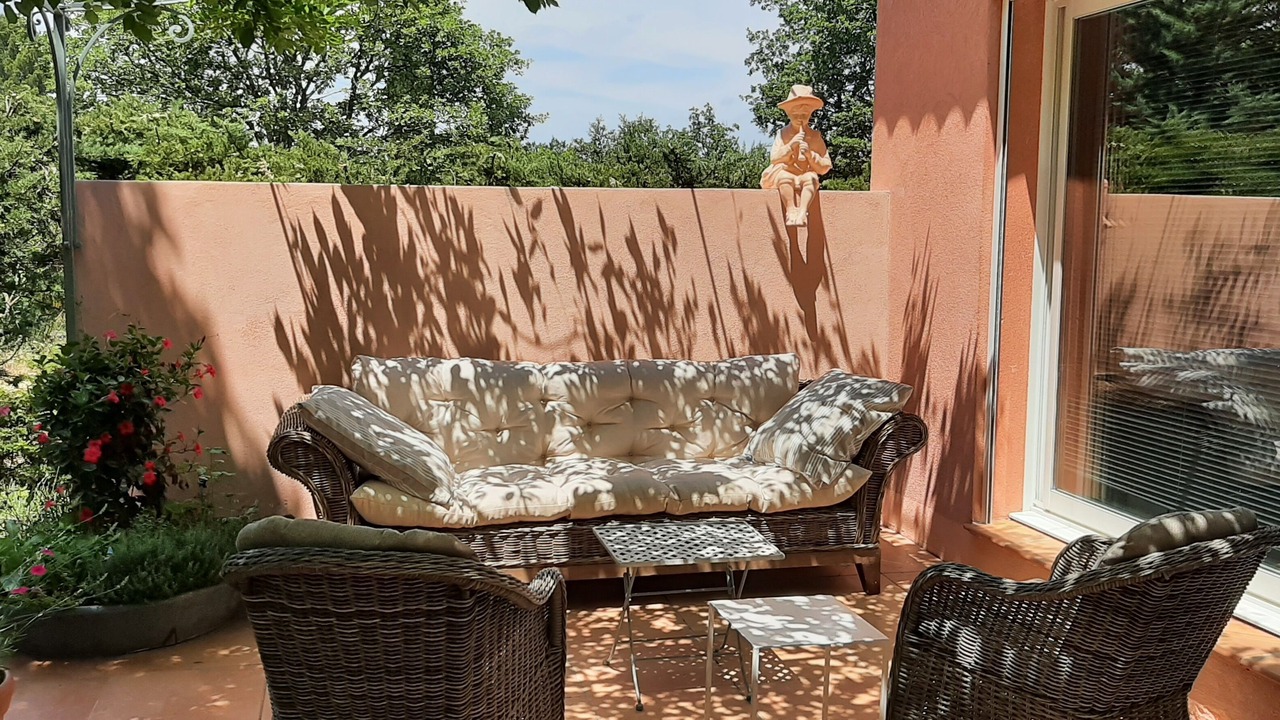 Photo of Patio Balcony in Tourtour