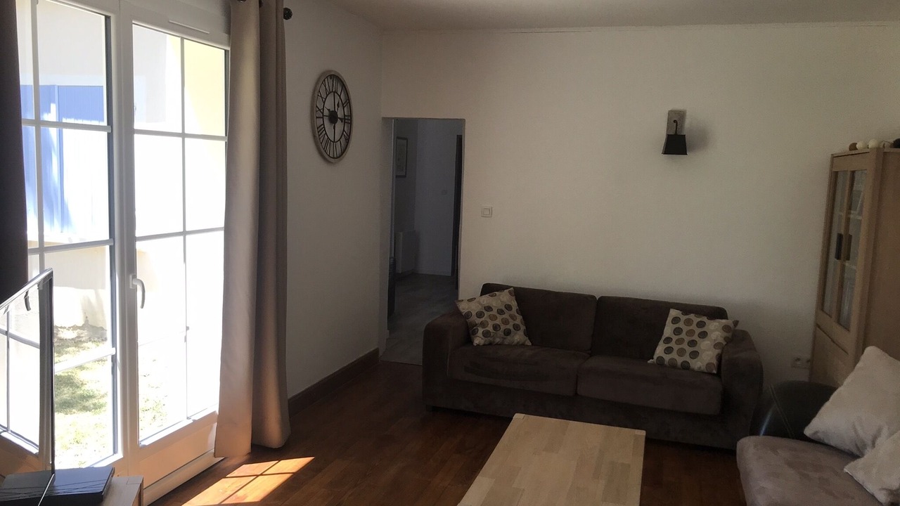 Photo of Livingroom in Saint-Martin-de-Goyne