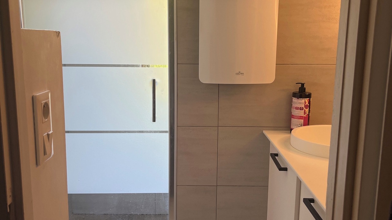 Photo of Bathroom in Gratentour