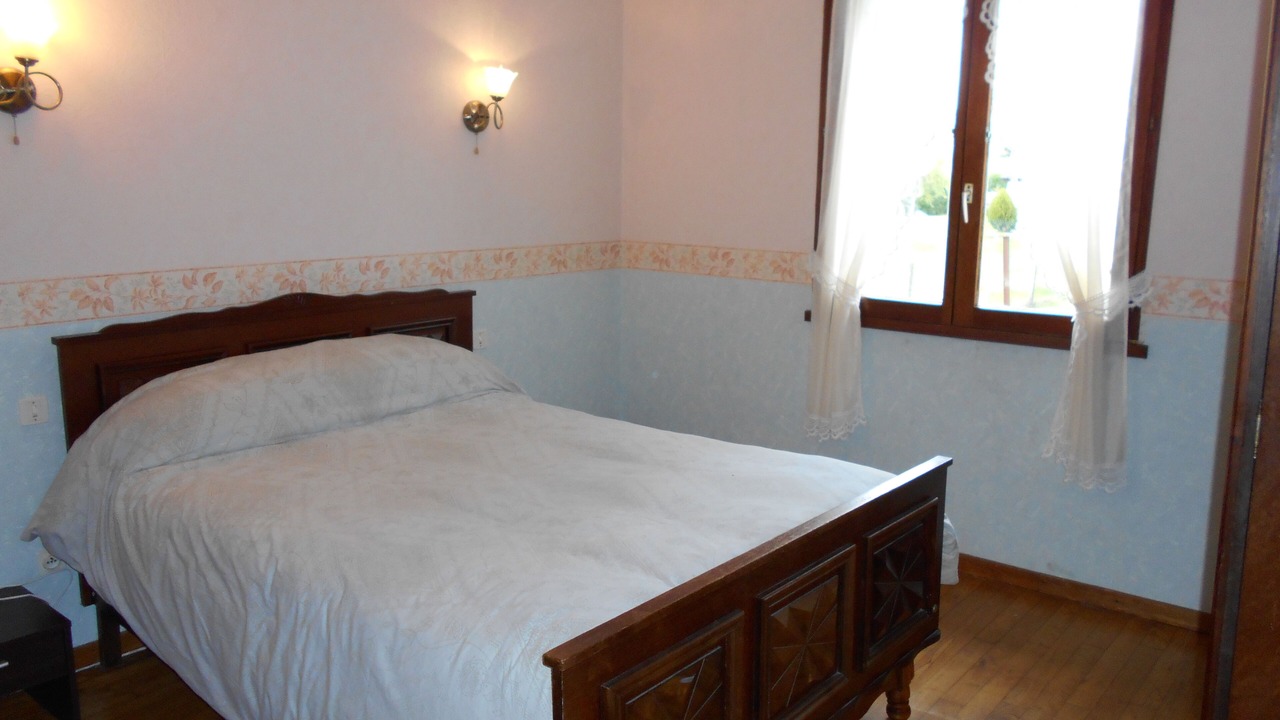 Photo of Bedroom in Landorthe