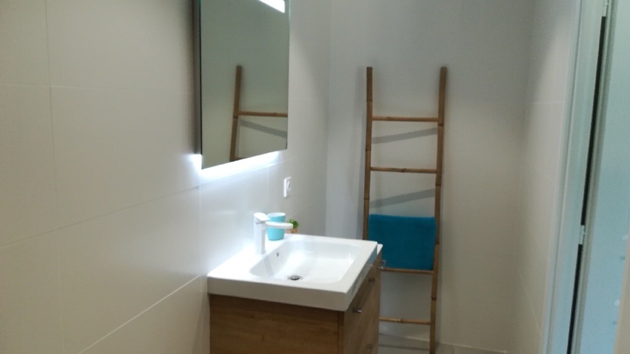 Photo of Bathroom in Plaisance