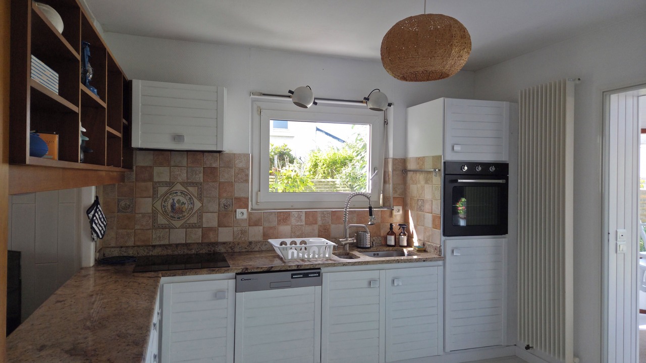 Photo of Kitchen in Saint-Quay-Perros
