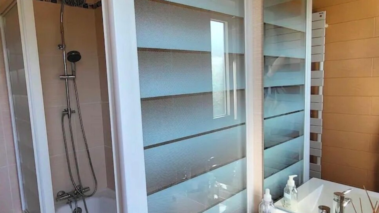 Photo of Bathroom in Saint-Quay-Perros