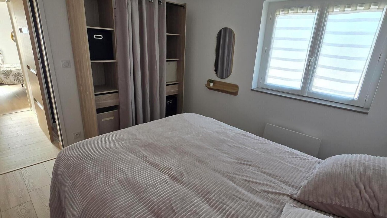 Photo of Bedroom in Ploubezre