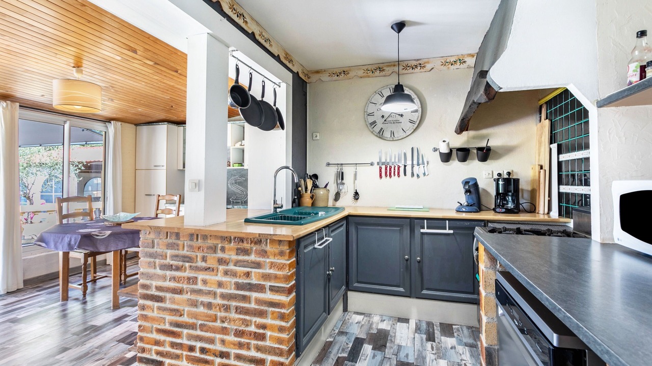 Photo of Kitchen in Ploumagoar