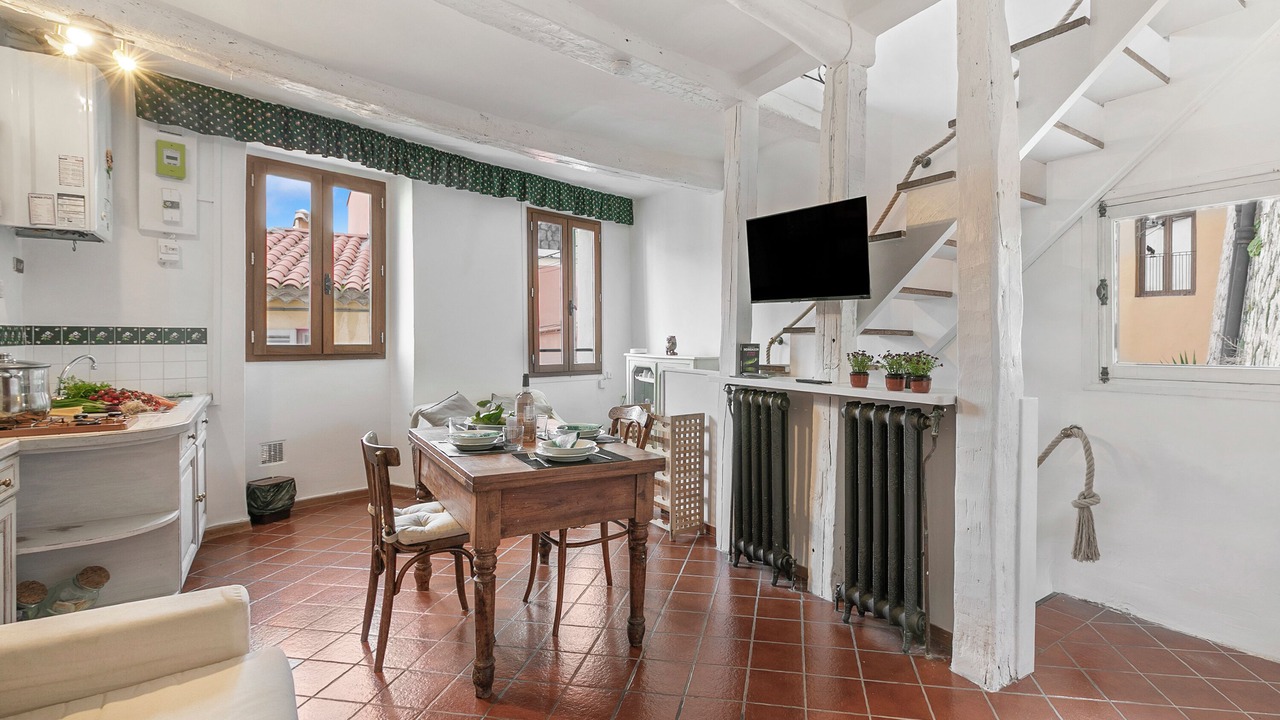 Photo of Bedroom in Old Town