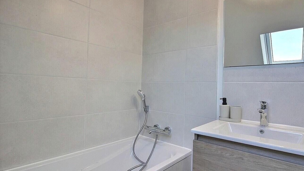 Photo of Bathroom in Pommeret