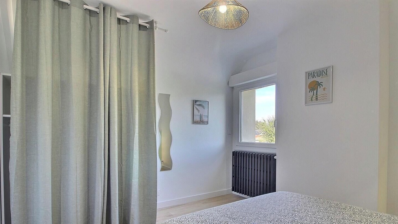 Photo of Bedroom in Pommeret