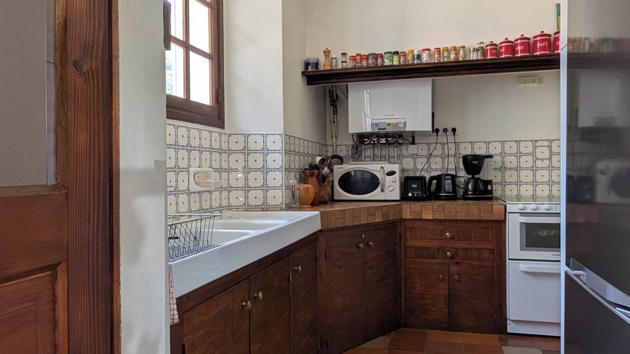 Photo of Kitchen in Avajan